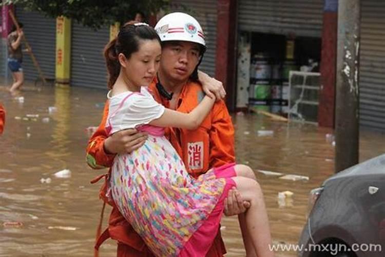 梦到发洪水是什么预兆