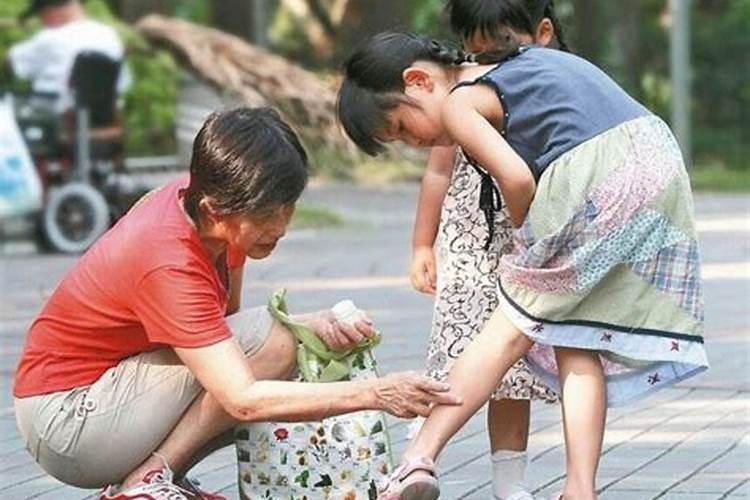 已婚女人梦见买房子装修,房子里有毒虫子咬了你