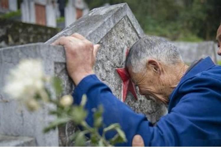 梦到男朋友出轨初恋情人什么预兆