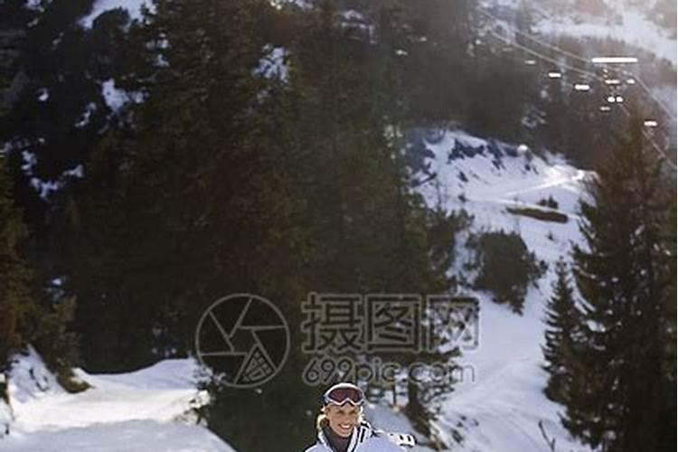 女人梦见滑雪下坡危险