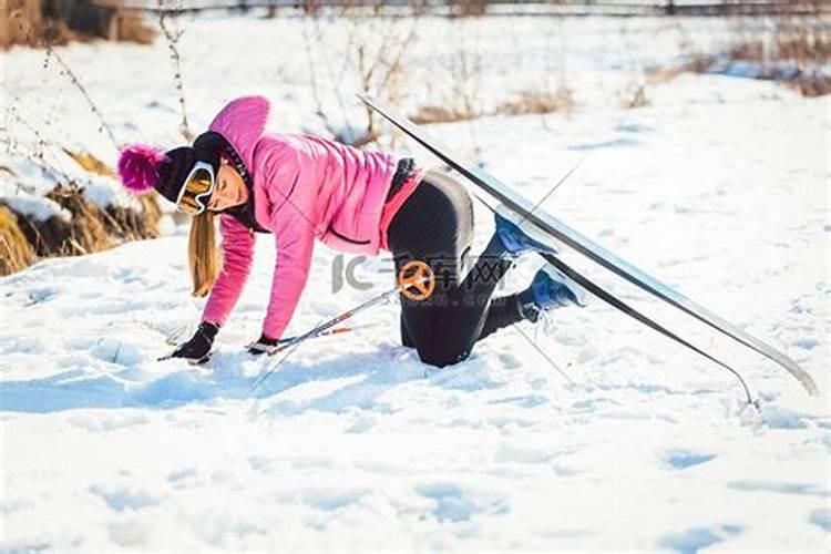 女人梦见自己滑雪