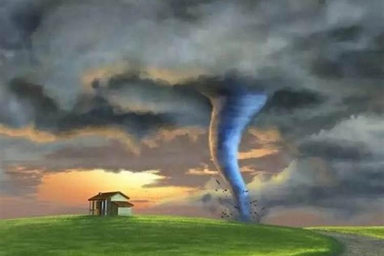 梦见龙卷风是什么预兆接着是雷声和闪电