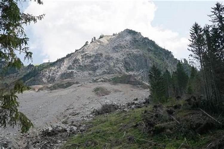 做梦梦到雪崩山体滑坡