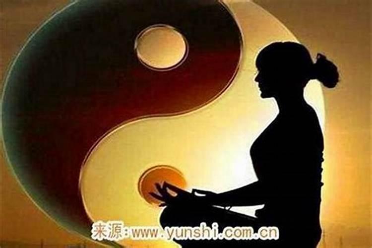 女士梦到自己掉牙掉了是什么意思啊