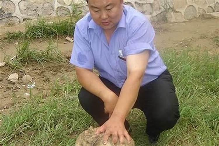 太岁头上动土比喻什么