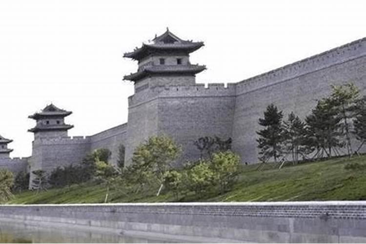 五行城墙土命是什么意思