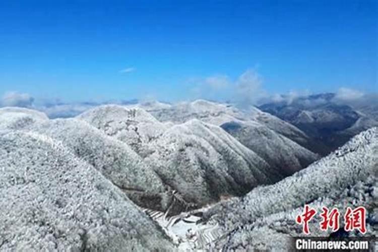 女人梦见雪后景色