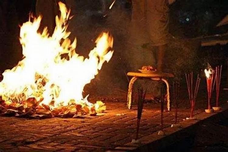 七月十五下雨怎么祭祖