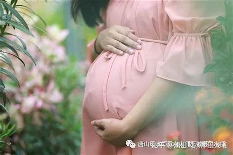 做梦梦见妈妈怀孕了什么意思还说可能是女孩