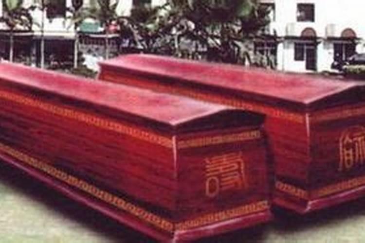 梦见买红棺材是什么意思