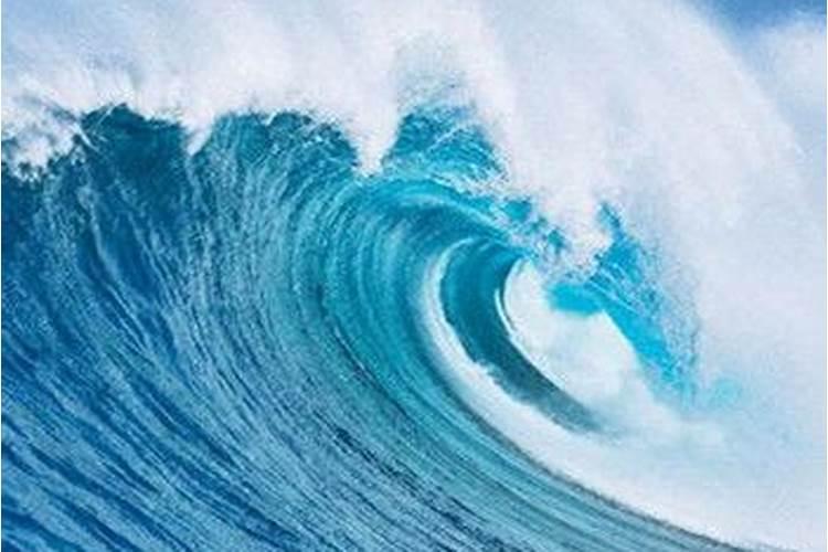 梦见大海巨浪是什么意思