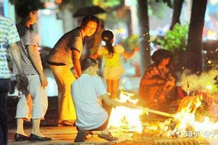 中元节白天能不能烧纸祭祖