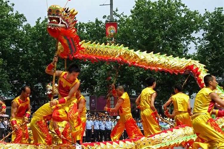 带红手带能化解太岁吗