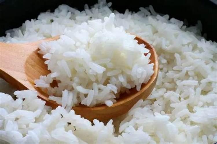 梦见米饭是什么意思