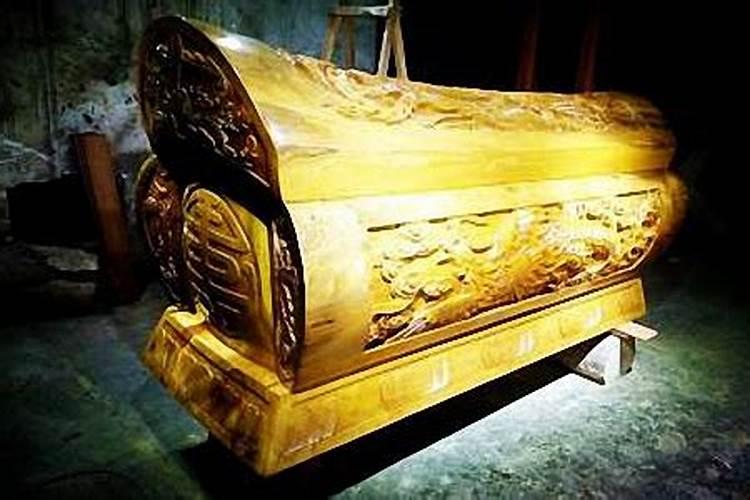 梦见死人从棺材里复活是什么意思