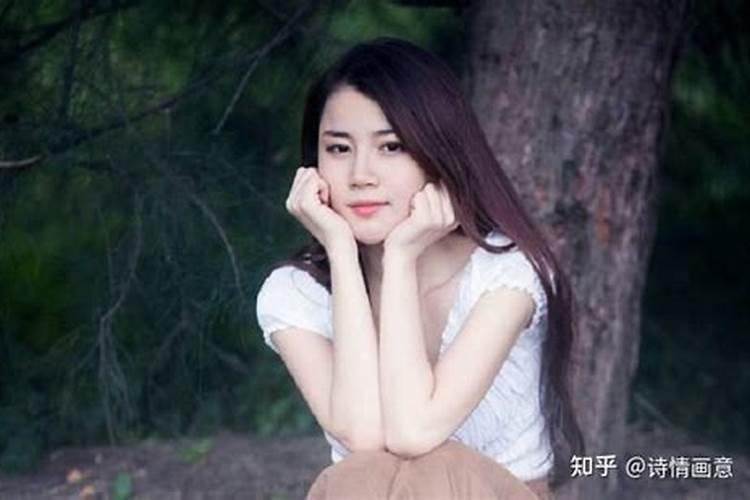 天蝎座女生不让你碰她是为什么