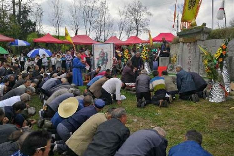 贵州遵义清明节祭祖