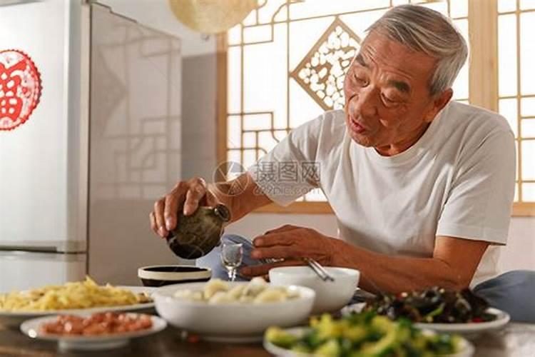 梦到去老板家里吃饭