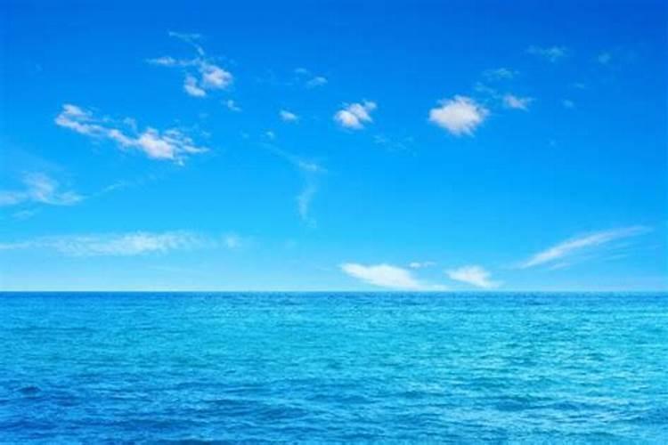 梦见大海海水很清很蓝