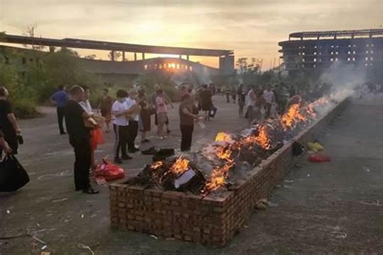 中元节能祭拜吗