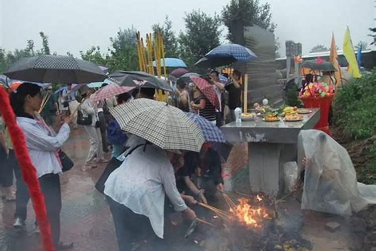 台湾人冬至祭祖法会