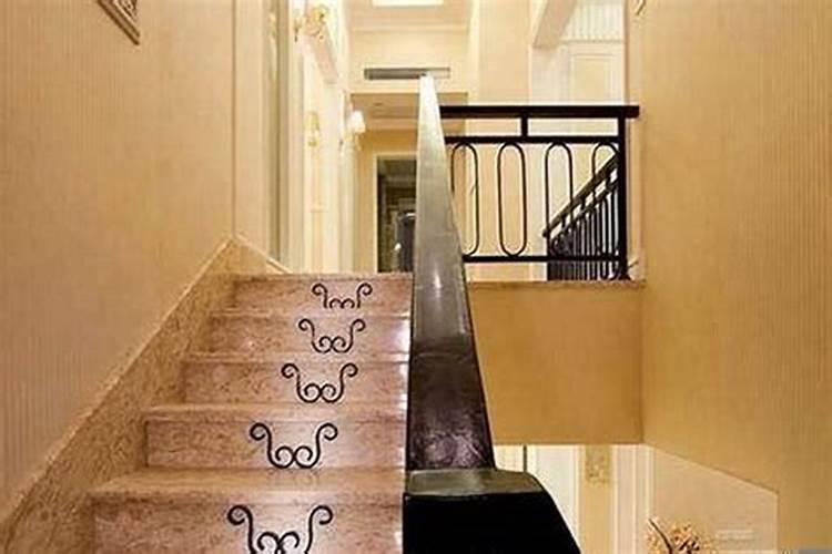 房子入户门正对楼梯口,进户门对着楼梯好吗