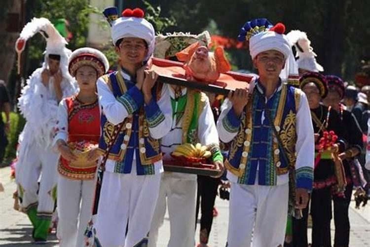 白族清明节祭祖活动