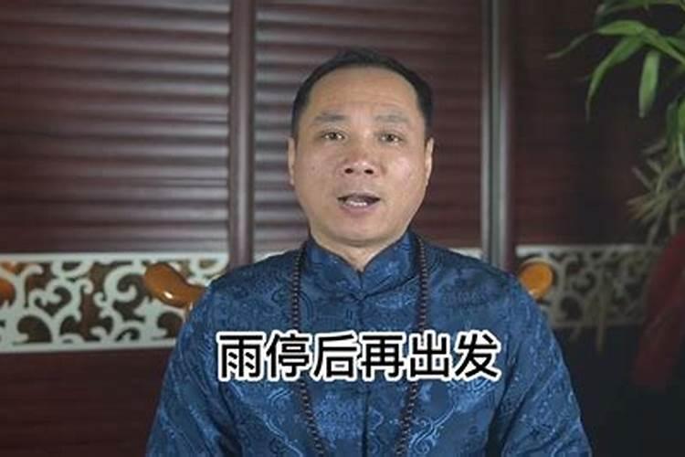 孕妇梦见别人被蛇咬了是什么征兆